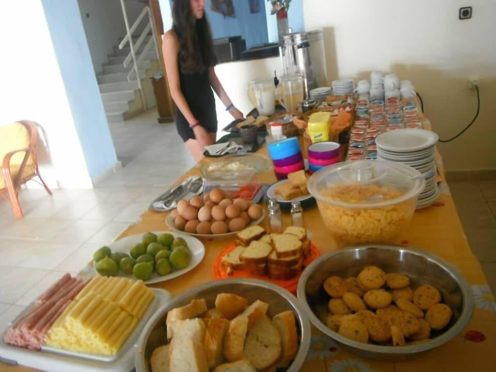 Francisco Beach Hotel Agios Andreas  외부 사진