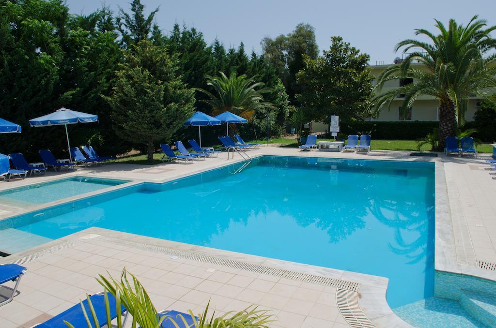 Francisco Beach Hotel Agios Andreas  외부 사진