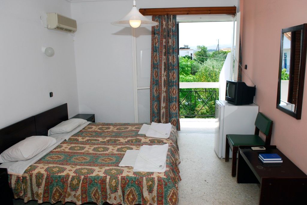 Francisco Beach Hotel Agios Andreas  외부 사진